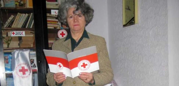 Florica Focşa îşi desfăşoară activitatea la Crucea Roşie din 1986
