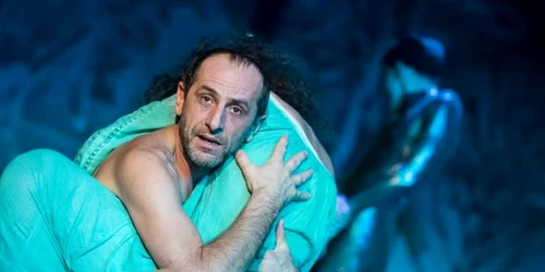 Ovidius in love - spectacol de Alexander Hausvater la Constanţa Sursa foto Facebook Teatrul de Stat Constanţa / Autor Marian Adochiţei