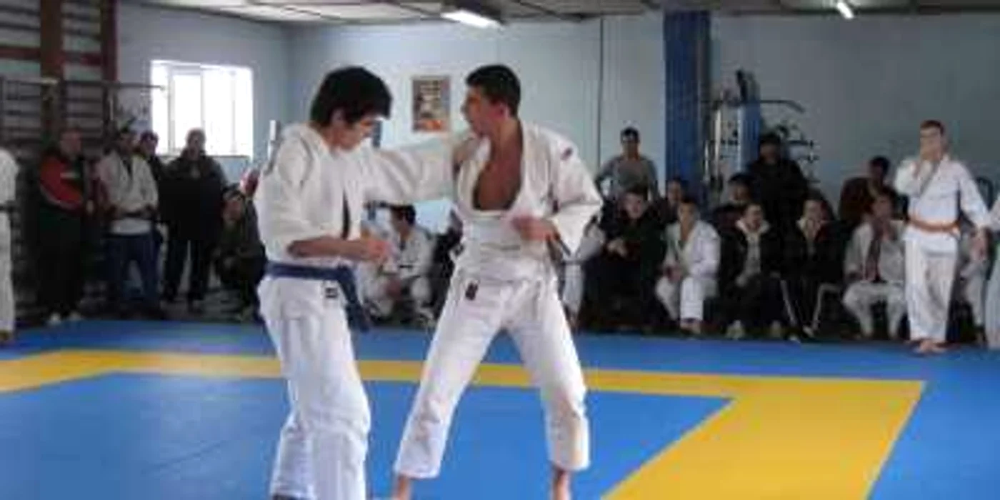 Patru tineri piteşteni vor merge la Campionatul Naţionale