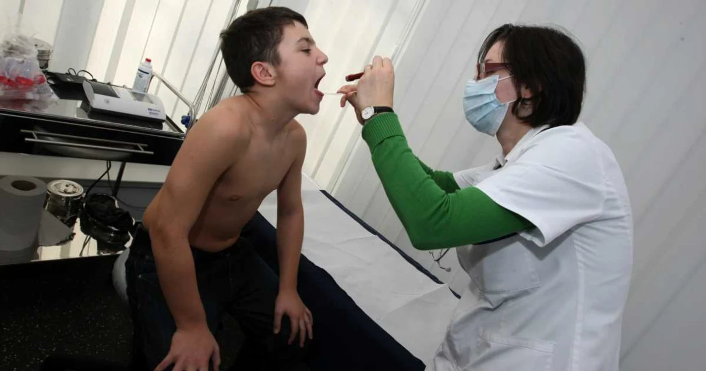 Infecţiile respiratorii acute sunt tot mai dese în cabinetele medicilor FOTO Adevărul
