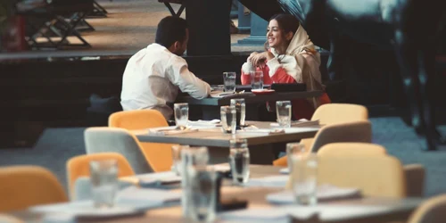 restaurant foto unsplash jpg
