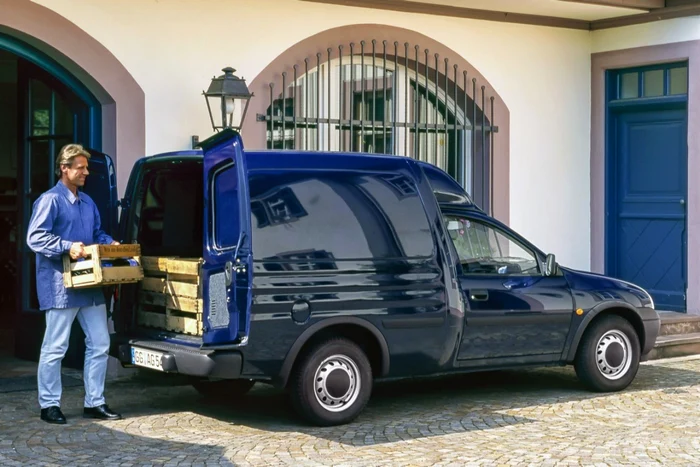 istorie opel lcv