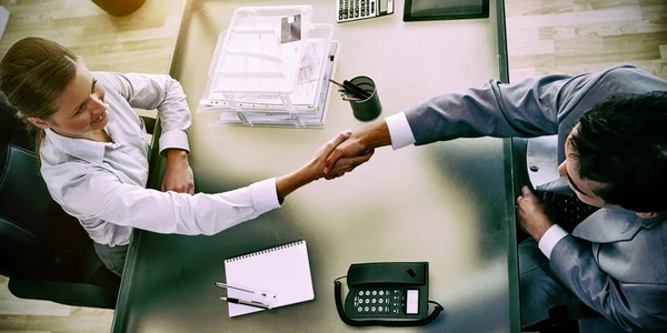 interviu angajare recrutare salarii FOTO Shutterstock