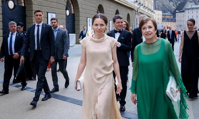 Prima Doamnă Mirabela Grădinaru în Austria   Irina Schrotter Facebook (01) jpg