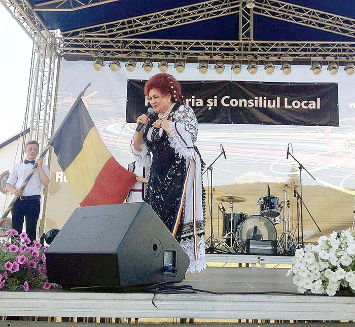 Elena Merişoreanu îi face petrecere mare fiicei sale, Raluca, în octombrie