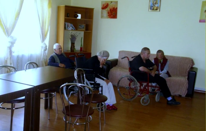 Bătrânii din Buzău vor avea parte de petreceri, de ziua lor FOTO Arhivă http://berca.judetulbuzau.eu