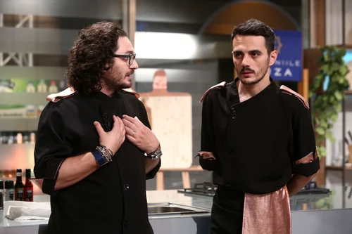 „Cuțitul de aur” din echipa lui Chef Dumitrescu a părăsit emisiunea. Foto: Antena 1
