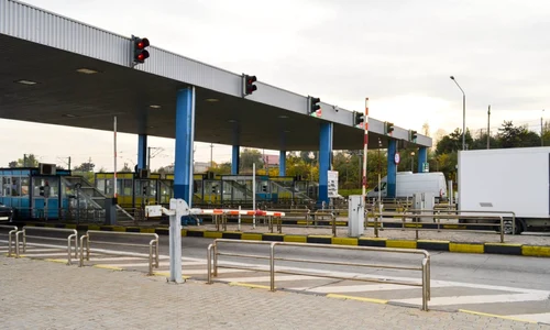 statie taxare fetesti foto cnair