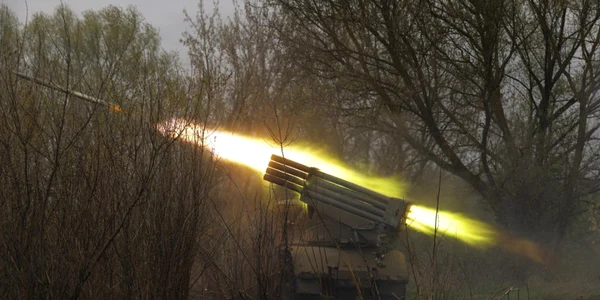 Razboi Ucraina Rusia distrugeri morti rachete 20-21 aprilie 2022 FOTO EPA-EFE
