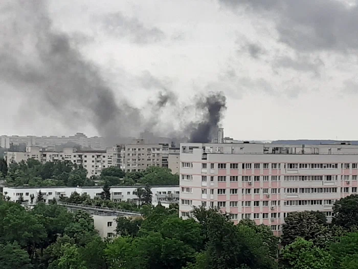 Incendiul a izbucnit joi dimineață, puțin înainte de ora 9