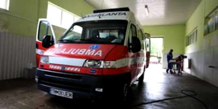 Timişoara: Bărbat omorât de ambulanţă (GALERIE FOTO)