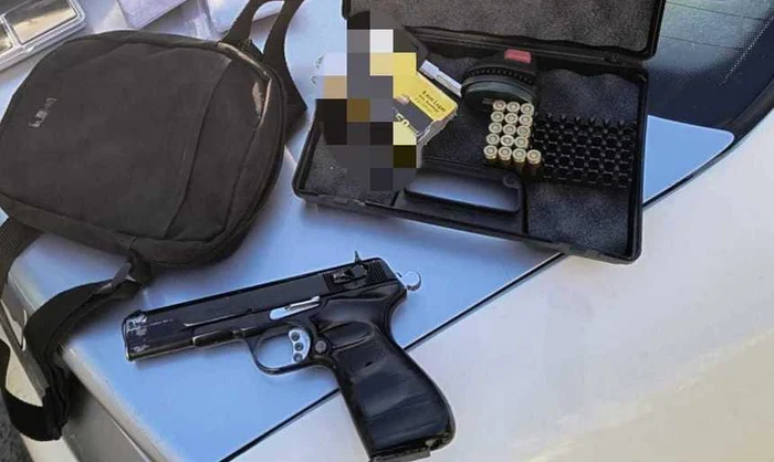Tânărul nu figurează ca deținător legal de arme FOTO Poliția Română