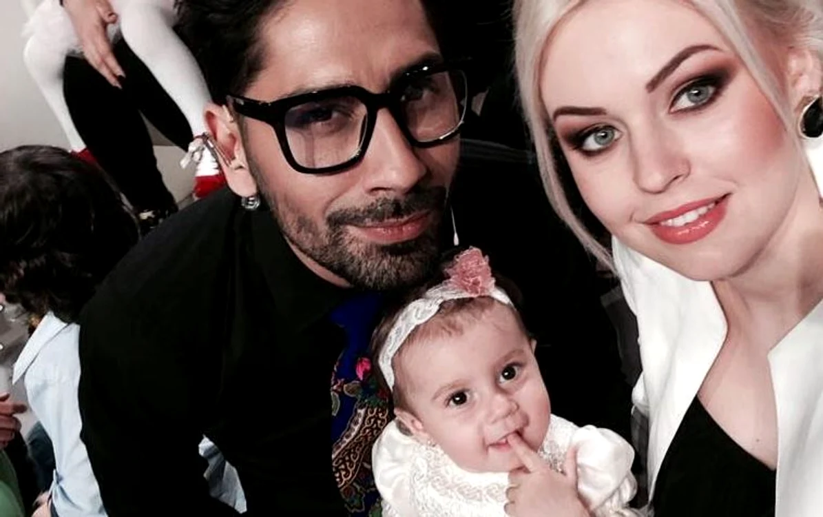 Connect-R, Misha și Maya sunt o familie fericită