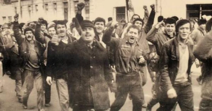 Revolta muncitorească din 15 Noiembrie 1987 FOTO Facebook