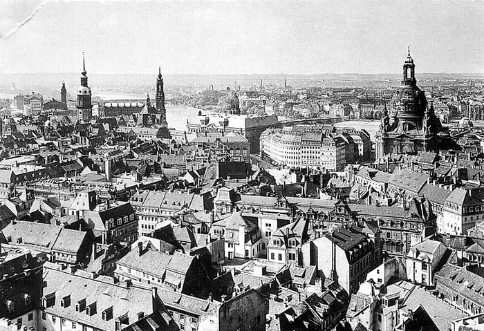 800px Dresden blickvomrathausturm1910 0 jpg jpeg