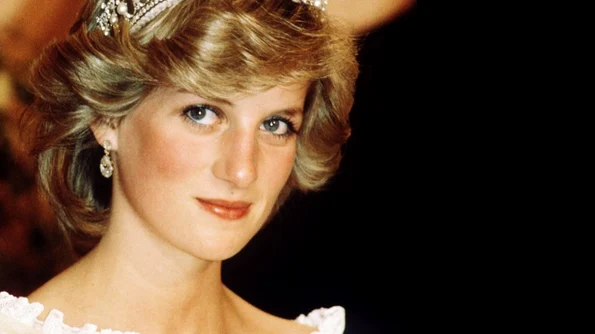 Calendar 31 august: 1997   Prințesa Diana a murit într un accident rutier la Paris jpeg