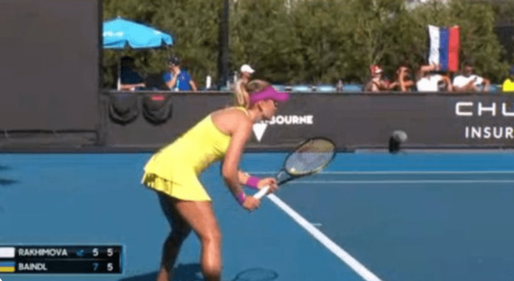 Scandal de proporții la Australian Open, după ce un suporter a afișat steagul Rusiei 