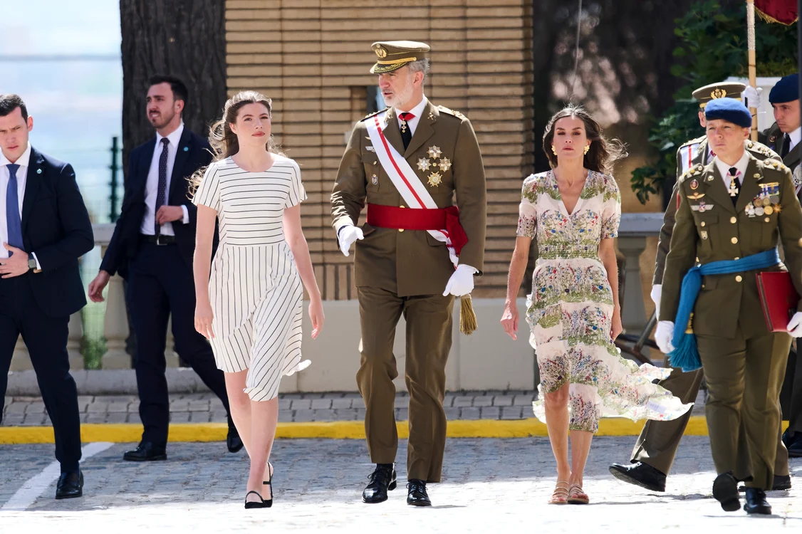 Regina Letizia Regele Felipe și Sofia GettyImages 2160437760 jpg