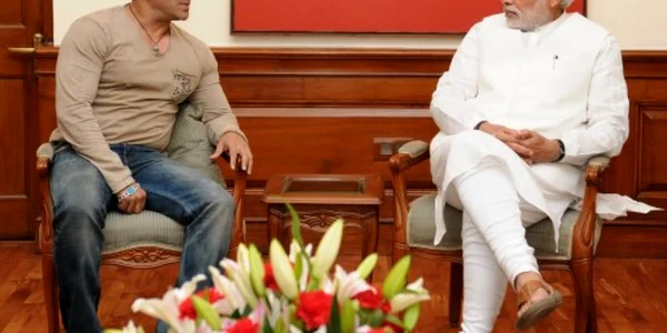 Salman Khan si Narendra Modi FOTO AFP