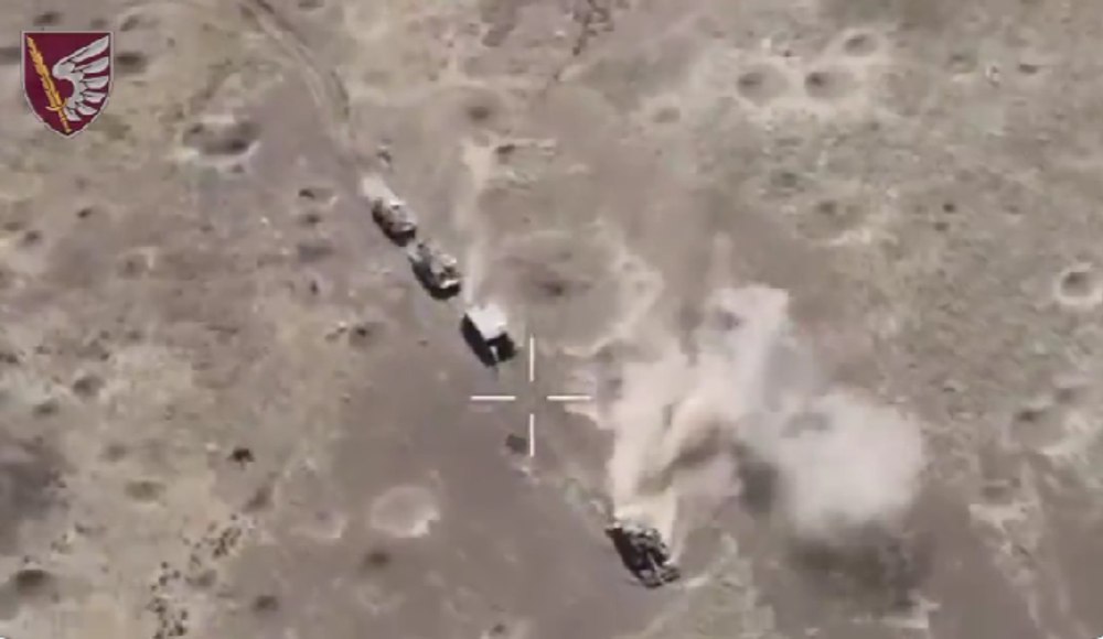 Imagini de pe câmpul de luptă surprind momentul în care forțele ucrainene resping un asalt major cu tancuri și infanterie al rușilor VIDEO