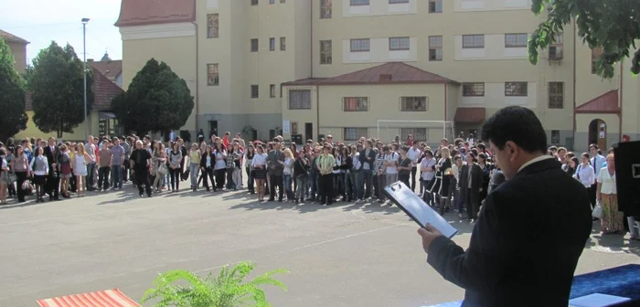 Cu media generală 9.48, elevii de gimnaziu de la "Eminescu" sunt cei mai buni din judeţ