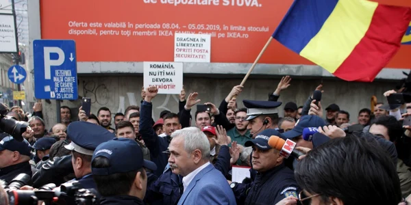 Liviu Dragnea la plecarea de la ICCJ 15 aprilie 2019 FOTO Inquam Photos / Octav Ganea 