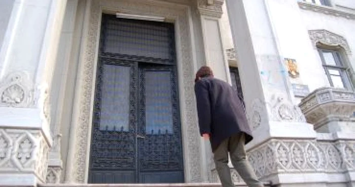 Craiova: La Curtea de Apel se judecă doar cazurile penale de urgenţă