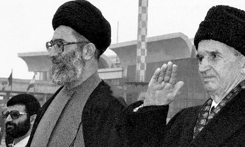 Ali Khamenei Ceausescu foto X Roh Yakobi jpg
