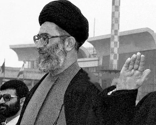 Ali Khamenei Ceausescu foto X Roh Yakobi jpg