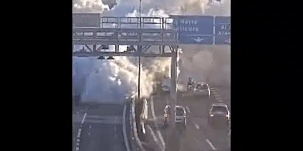 explozie gif gif