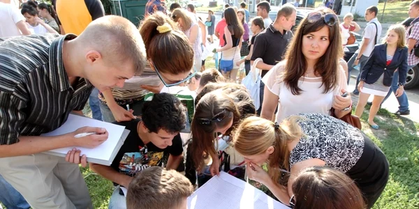 Candidatii la admitere in Romania studiaza cu atentie oferta universitatilor romanesti