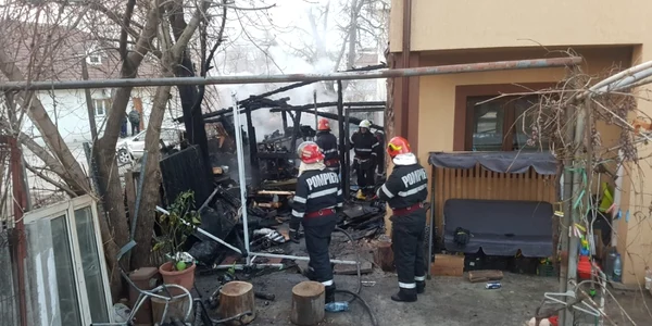 incendiu casa FOTO ISU DRobeta 