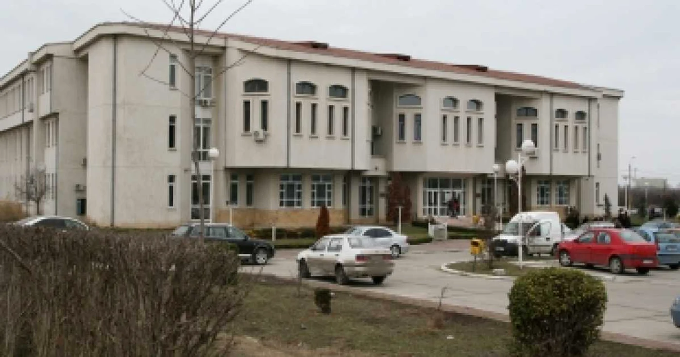 Constanţa: Taxe micşorate peste noapte la Universitatea Ovidius