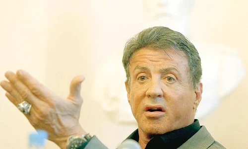 Lucian Ciuchiţă este susţinut de Uniunea Cineaştilor din România (Fotografii: reuters/arhiva personală) jpeg