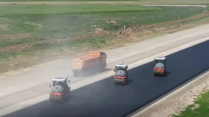 Avansează lucrările pe lotul 3 al A7 Bacău – Pașcani Foto: captură video