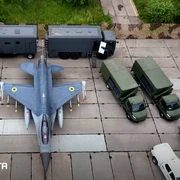 suport F 16 jpg