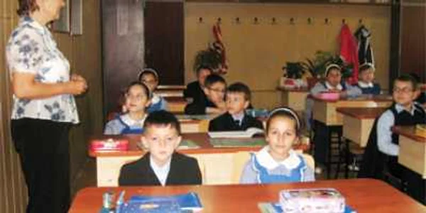 Alertă în şcoli pentru prevenirea gripei porcine