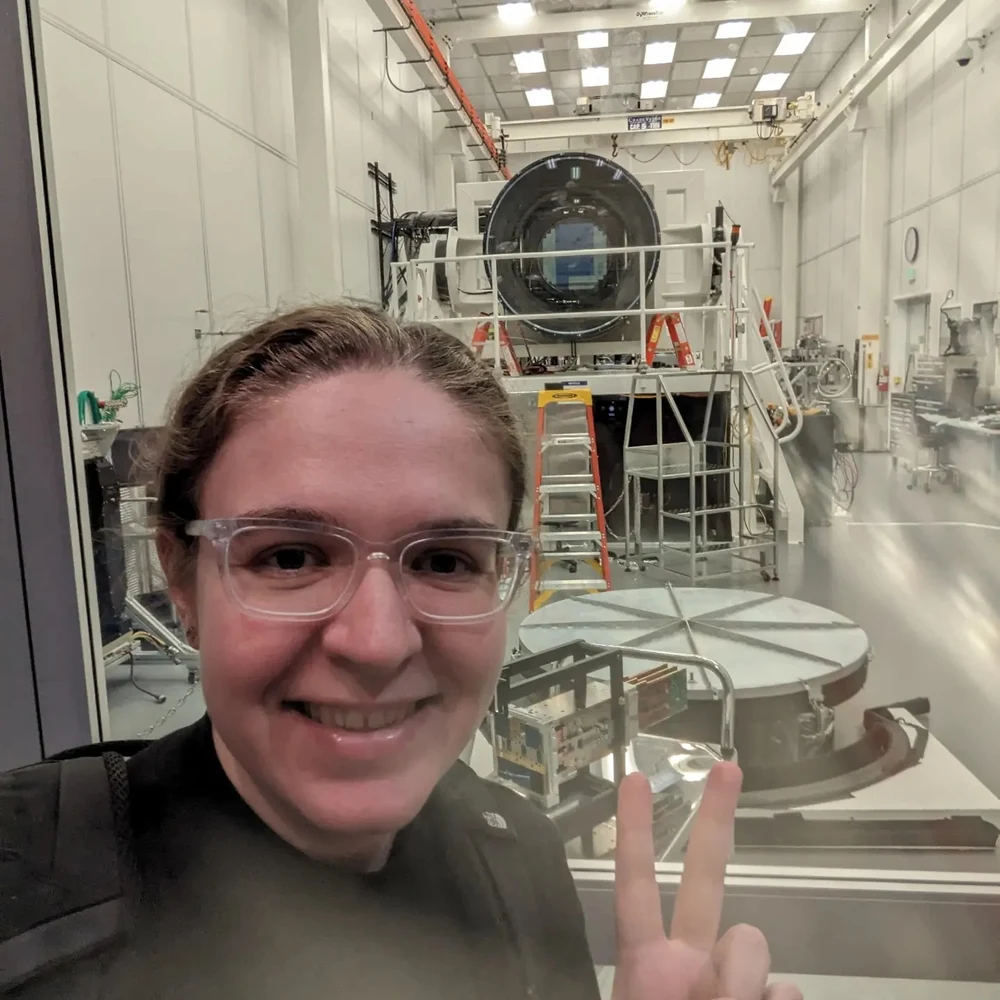 Povestea româncei cu studii la Harvard și MIT care studiază galaxiile și materia întunecată. „Cel mai negativ lucru este desconsiderarea carierei în familie“