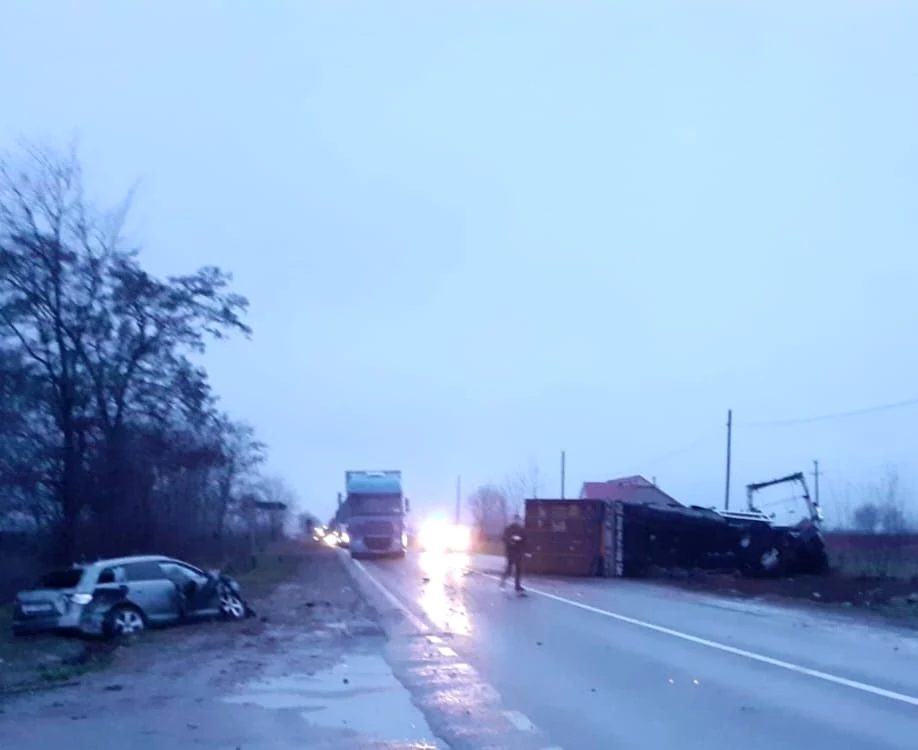O neacordare de prioritate a fost cauza accidentului FOTO ISU Neamț