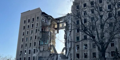 cladirea administratiei din Nikolaev lovita