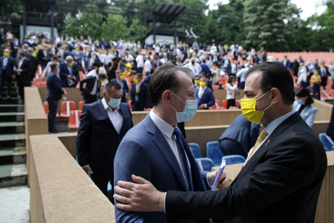 Florin Cîţu şi Ludovic Orban au început lupta pentru PNL