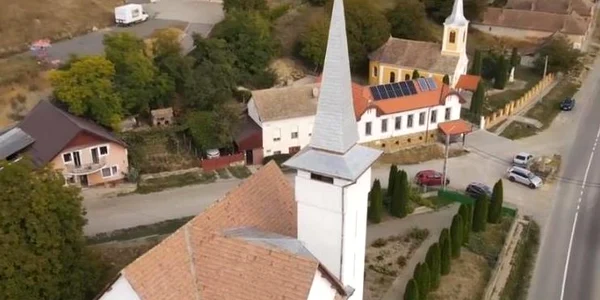 biserica jpg