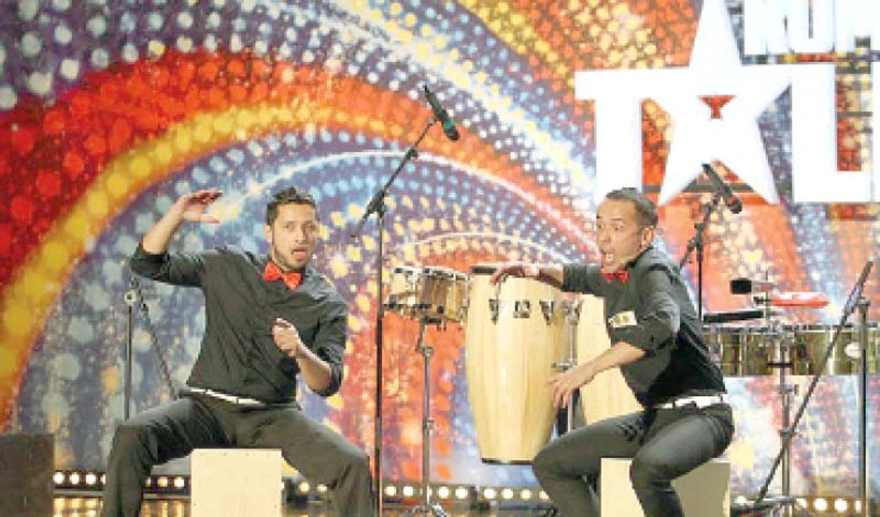
    Fabian şi Carlos au  pregătit un număr  spectaculos de percuţie  