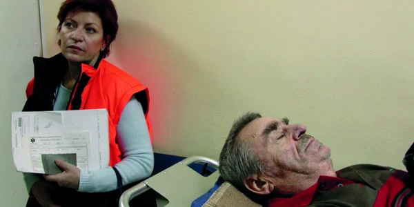 moartea domnului lazarescu cinemagia.ro 