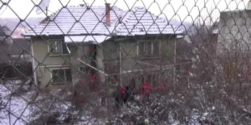 Trupurile au fost găsite într-o casă din Schei