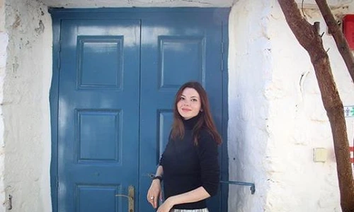 1 anca lungu plina de complexe cum a trecut peste ele 5 jpg jpeg