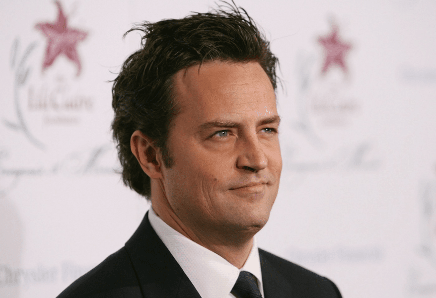 Actorul Matthew Perry, dezvăluiri despre dependenţa de alcool şi de droguri într-o nouă carte de memorii 