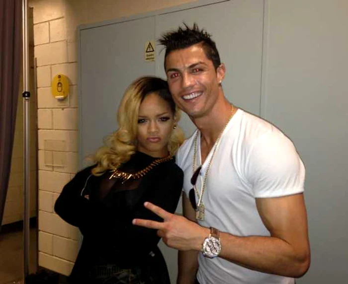 christiano ronaldo rihanna facebook