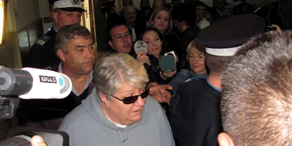 Maria Vlas a ajuns astăzi la Tribunal în jurul orei 10.00