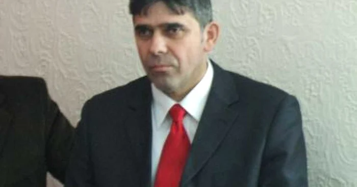 Alba Iulia: Ex-primarul bătăuş din Roşia Montană, condamnat la închisoare cu suspendare